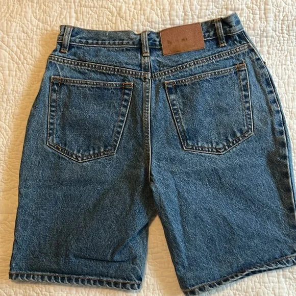 Vintage Denim Minnie Mouse Shorts - Picture 3 of 8